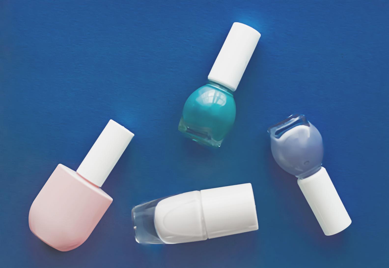 Hochwertige Gel-Lacke und professionelle Maniküre-Ausrüstung