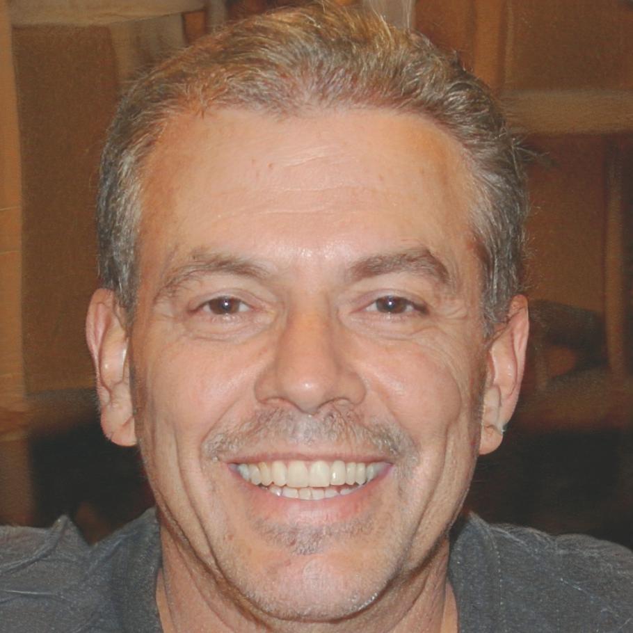 Porträt von Lukas Brenneke